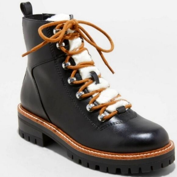 BRAND new womens black faux leather hiking boots sz.6 - Picture 1 of 9